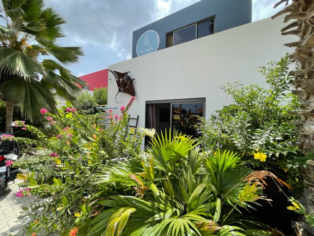 Casa Mantana Bonaire, boutique style guesthouse