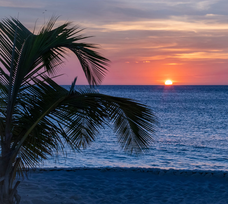 Bautiful sunsets to finish your day on Bonaire